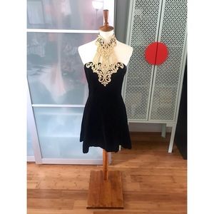 Jessica McClintock / Gunne Sax Velvet Choker Dress